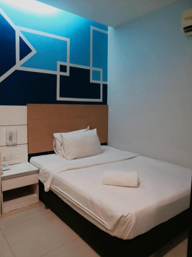 Bangi Business Hotel Kampong Sungai Ramal Dalam Exterior foto