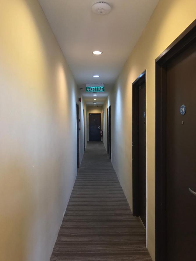 Bangi Business Hotel Kampong Sungai Ramal Dalam Exterior foto