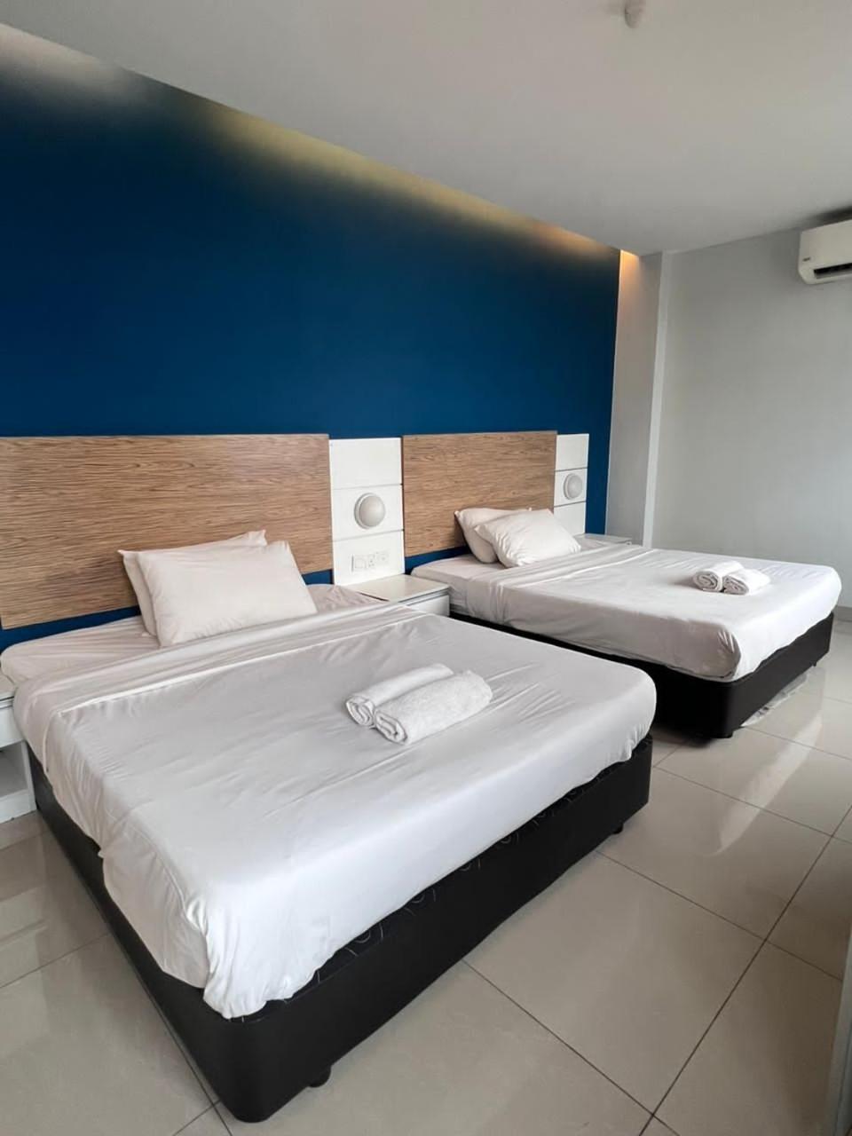 Bangi Business Hotel Kampong Sungai Ramal Dalam Exterior foto