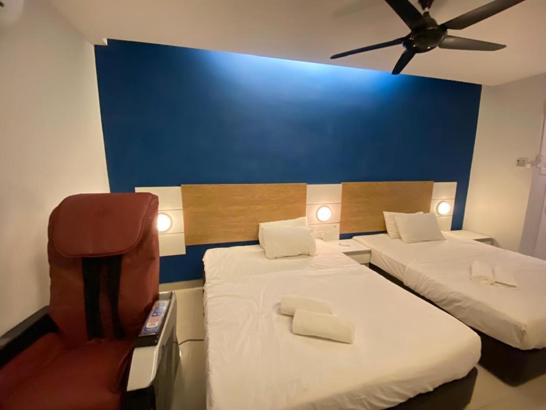 Bangi Business Hotel Kampong Sungai Ramal Dalam Exterior foto